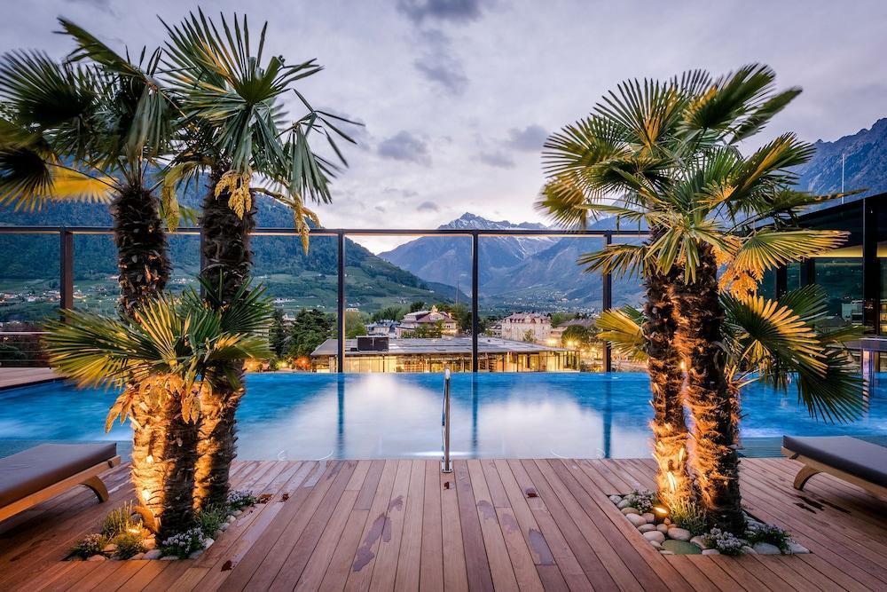 Hotel Therme Meran - Terme Merano Kültér fotó